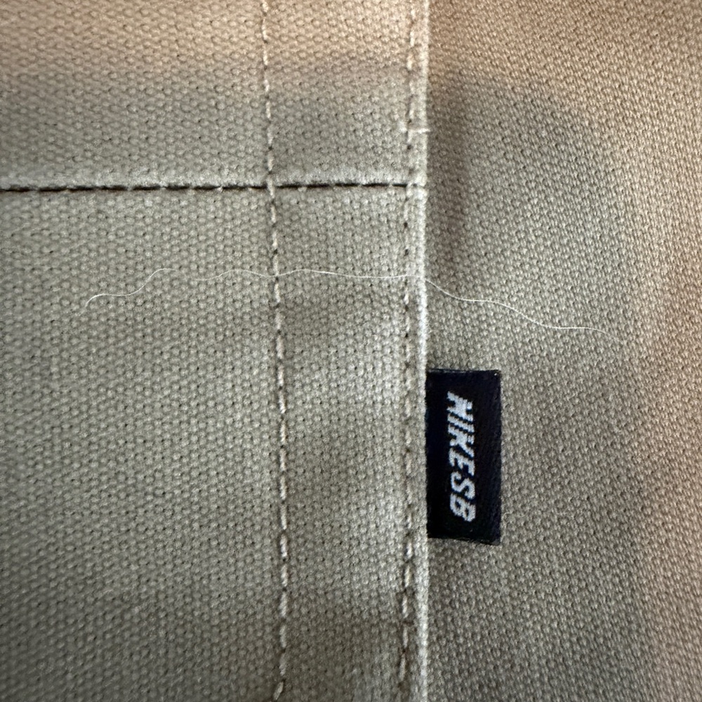 Nike SB cutoff shorts - size 36 - khaki - Picture 10 of 13